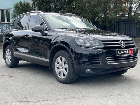 Volkswagen Touareg 2013 черный - фото 5