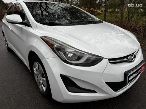 Hyundai Elantra 2015 белый - фото 4
