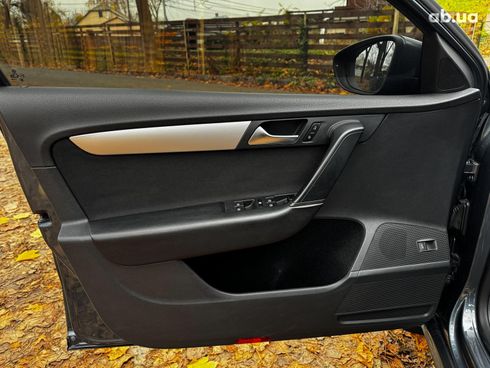 Volkswagen Passat 2011 серый - фото 11