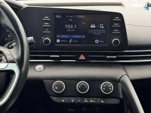 Hyundai Elantra 2021 - фото 29