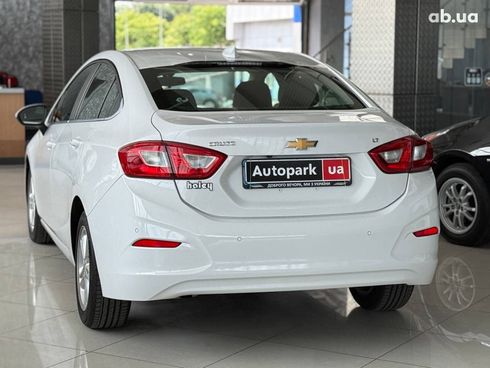 Chevrolet Cruze 2018 белый - фото 7