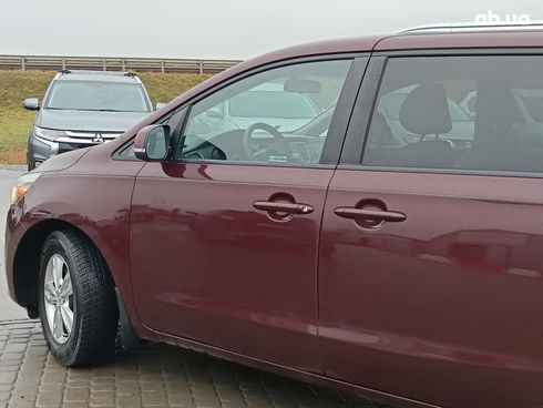 Kia Sedona 2016 красный - фото 6