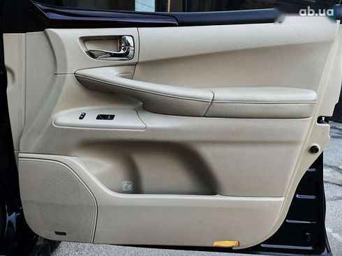 Lexus LX 2010 - фото 29