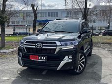 Продаж вживаних Toyota Land Cruiser 2017 року - купити на Автобазарі