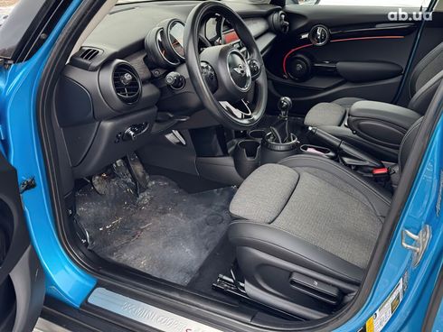 MINI Cooper S Hatch 2015 голубой - фото 12