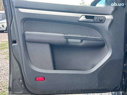 Volkswagen Touran 2015 - фото 11