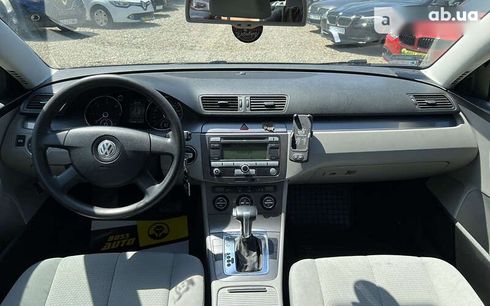 Volkswagen Passat 2009 - фото 15