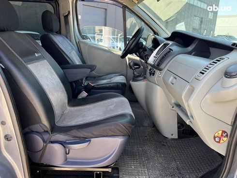 Renault Trafic 2014 серый - фото 19