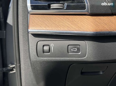 Volvo XC90 2016 - фото 19