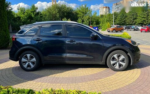 Kia Niro 2018 - фото 8