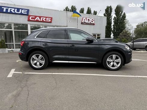 Audi Q5 2018 - фото 2