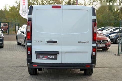 Renault Trafic 2020 - фото 17