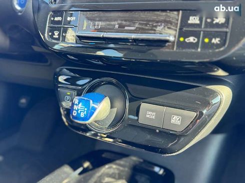 Toyota Prius 2020 - фото 28