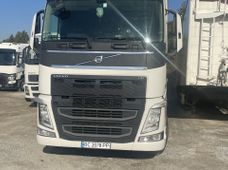 Грузовики Volvo в Украине - купить на Автобазаре