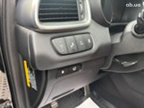 Kia Sorento 2015 черный - фото 18