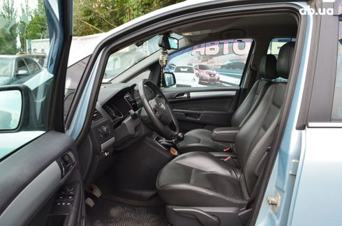 Opel Zafira 2010 синий - фото 12