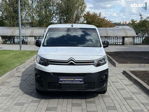 Citroёn Berlingo 2023 - фото 11
