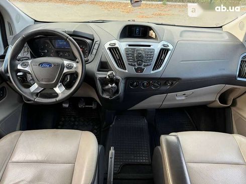 Ford Tourneo Custom 2013 - фото 24