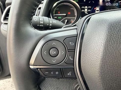 Toyota Camry 2023 - фото 25