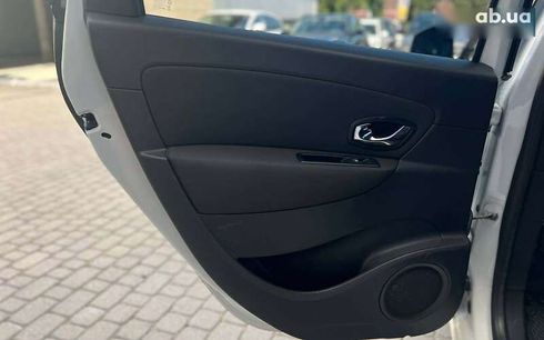 Renault Scenic 2012 - фото 22