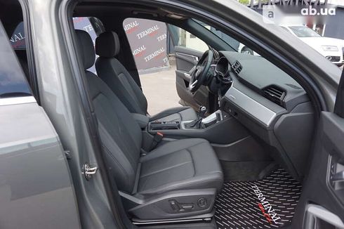 Audi Q3 2021 - фото 30