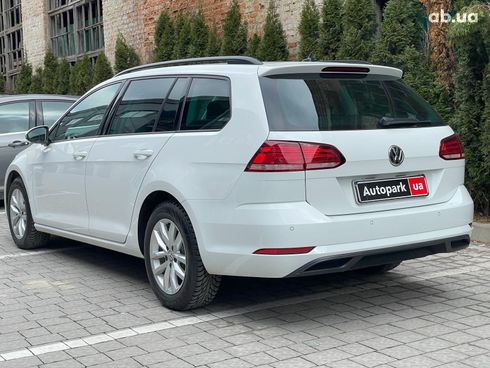 Volkswagen Golf 2018 белый - фото 8