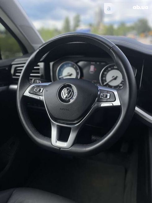 Volkswagen Touareg 2019 - фото 27