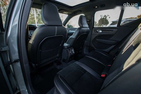 Volvo XC40 2021 - фото 25