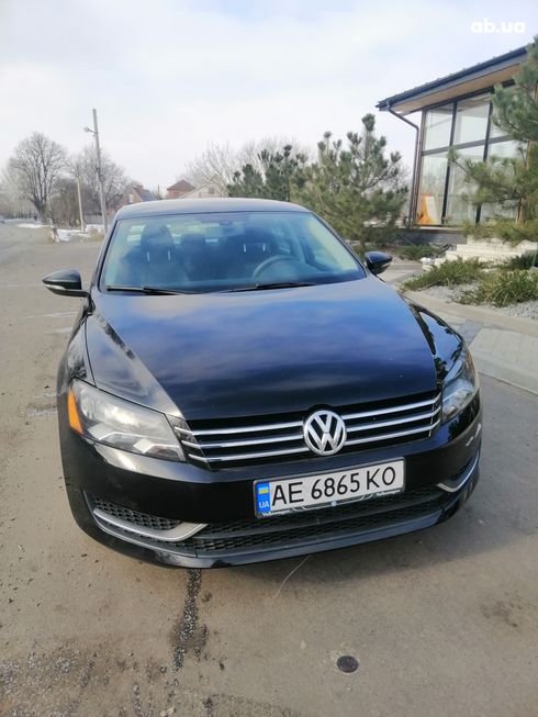 Volkswagen Passat 2011 черный - фото 9