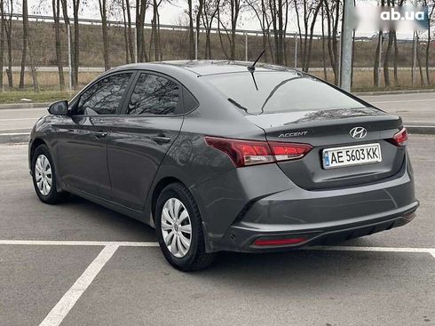 Hyundai Accent 2021 - фото 10