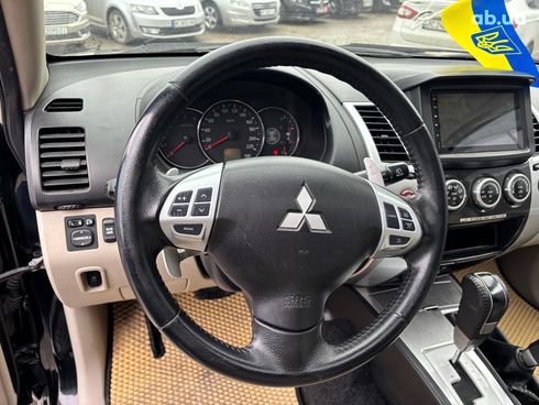 Mitsubishi Pajero Sport 2012 черный - фото 17