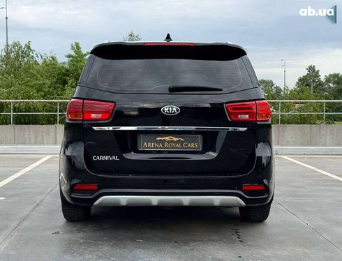 Kia Carnival 2020 - фото 15