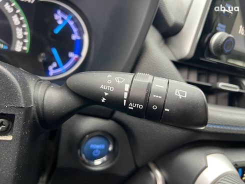 Toyota RAV4 2019 серый - фото 26