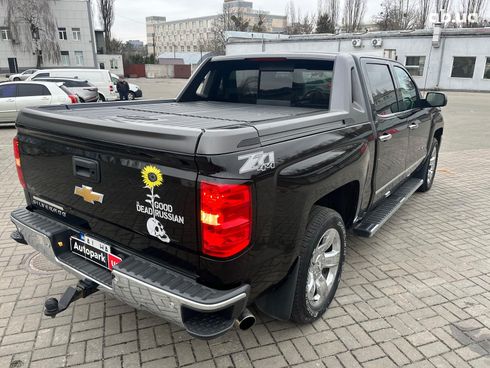 Chevrolet Silverado 2018 черный - фото 5