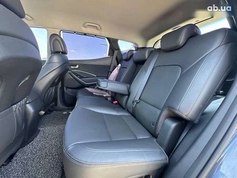 Hyundai Santa Fe 2017 - фото 24