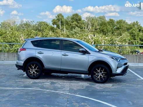 Toyota RAV4 2016 - фото 10