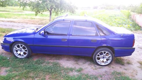 Opel Vectra 1995 синий - фото 1