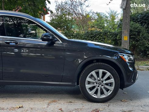 Mercedes-Benz GLC-Класс 2021 серый - фото 6
