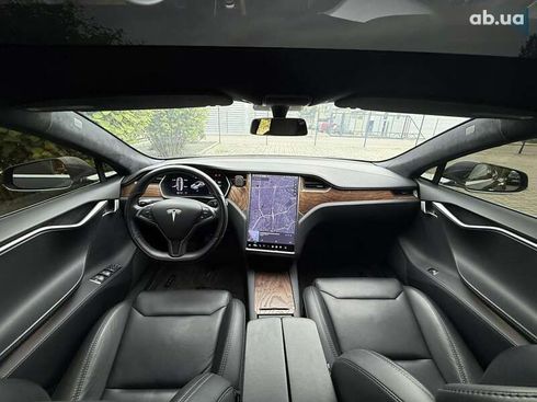 Tesla Model S 2019 - фото 10