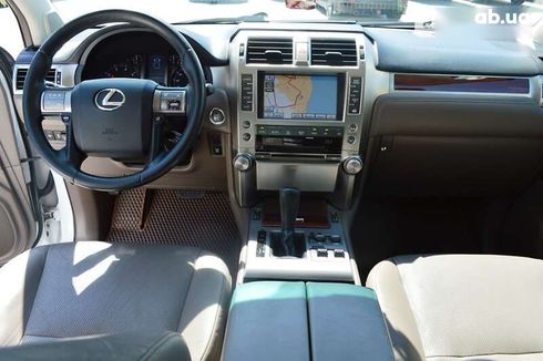 Lexus GX 2012 - фото 28