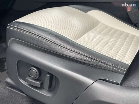 Land Rover Discovery Sport 2020 - фото 18
