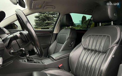 Skoda Superb 2020 - фото 9