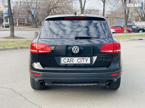 Volkswagen Touareg 2015 - фото 4