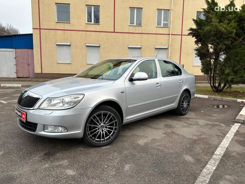 Skoda octavia a5 2010 серый - фото 2