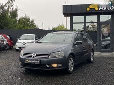 Продаж вживаних Volkswagen Passat 2012 року у Луцьку - купити на Автобазарі