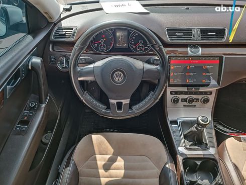 Volkswagen Passat 2012 серый - фото 27