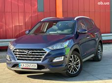 Бензиновые авто б/у в Києві - купити на Автобазарі