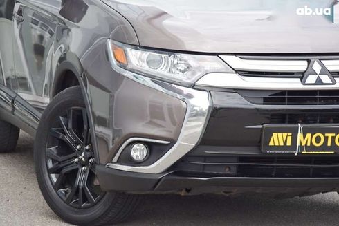 Mitsubishi Outlander 2017 - фото 8