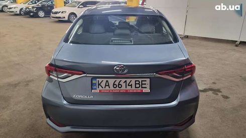 Toyota Corolla 2021 - фото 15