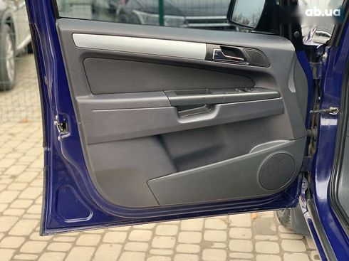 Opel Zafira 2011 - фото 23